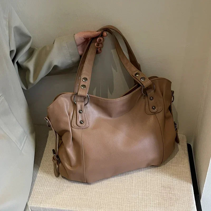 Bolso de Hombro Amplio