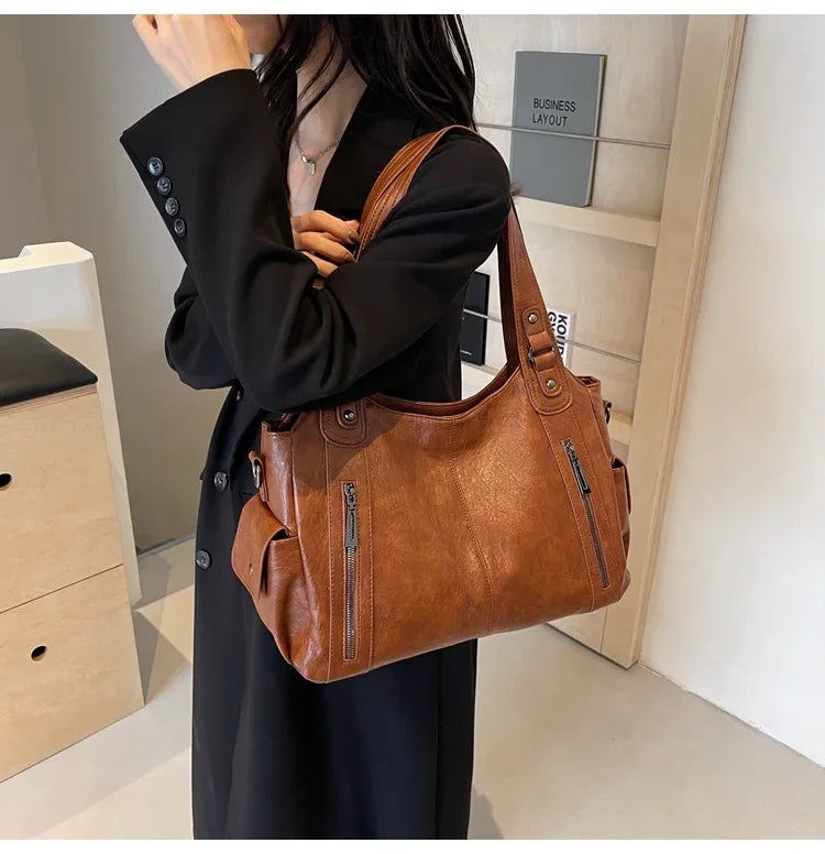 Bolso de Hombro Amplio