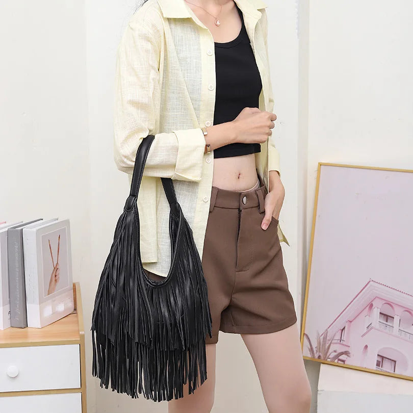 Bolso de Mano con Borlas Largas