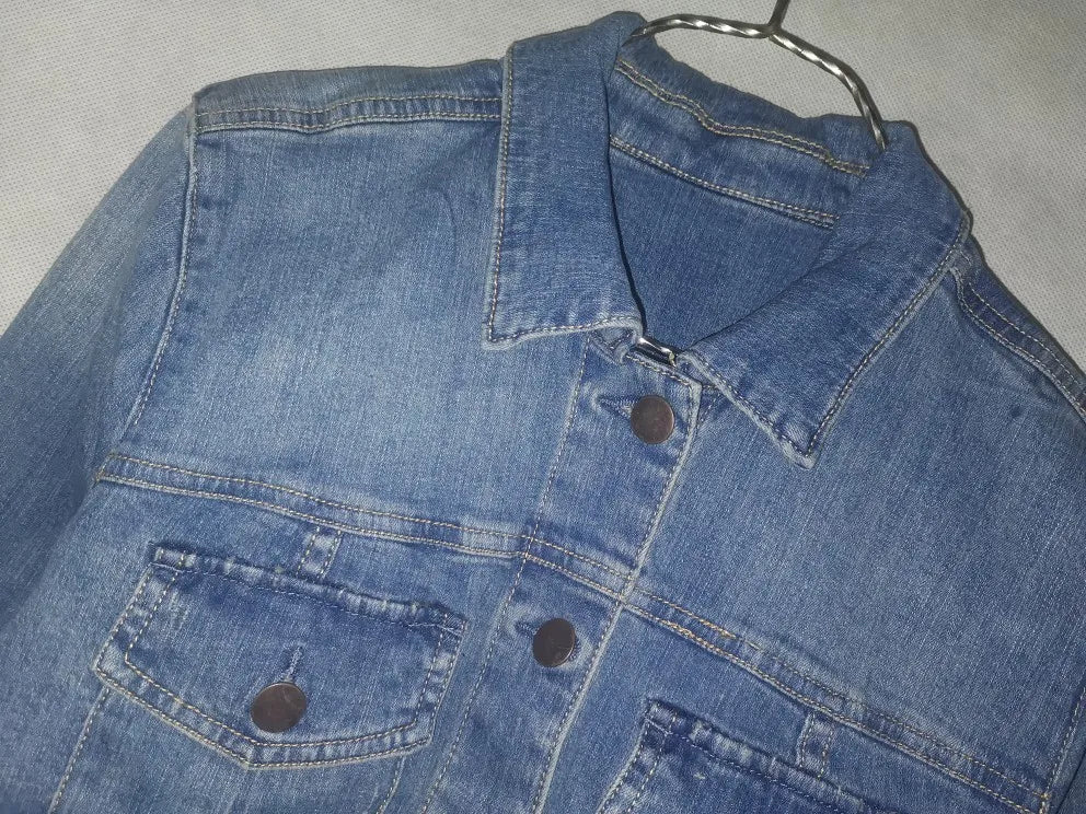 Chaqueta Desgastada con Botones