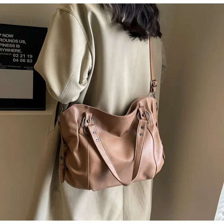 Bolso de Hombro Amplio