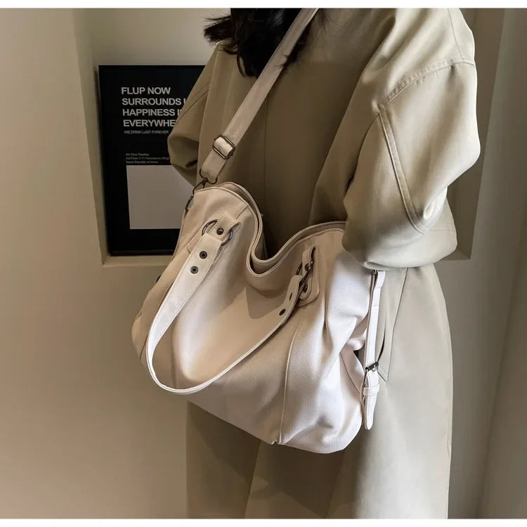 Bolso de Hombro Amplio