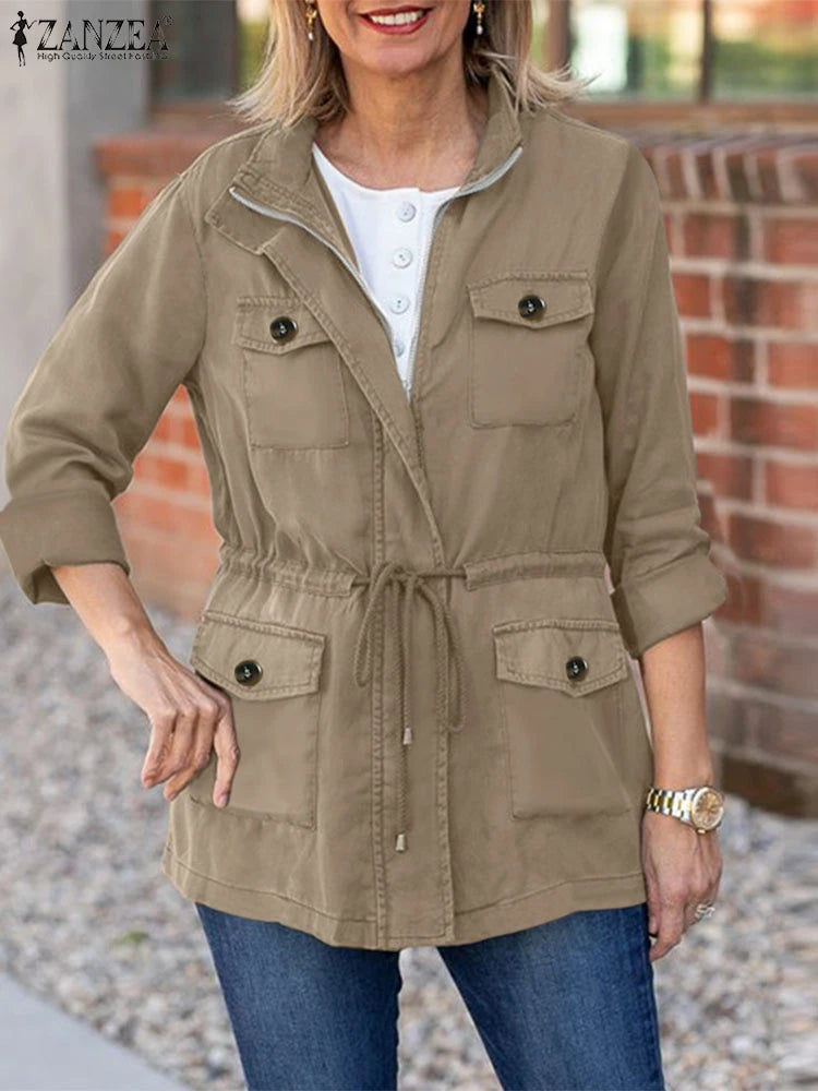 Chaqueta Informal con Cuello Alto