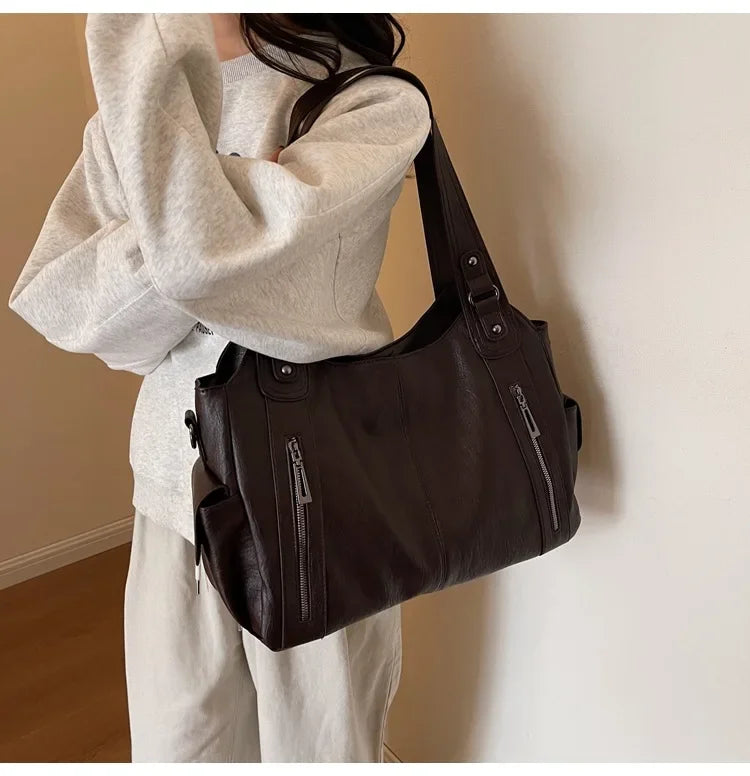Bolso de Hombro Amplio