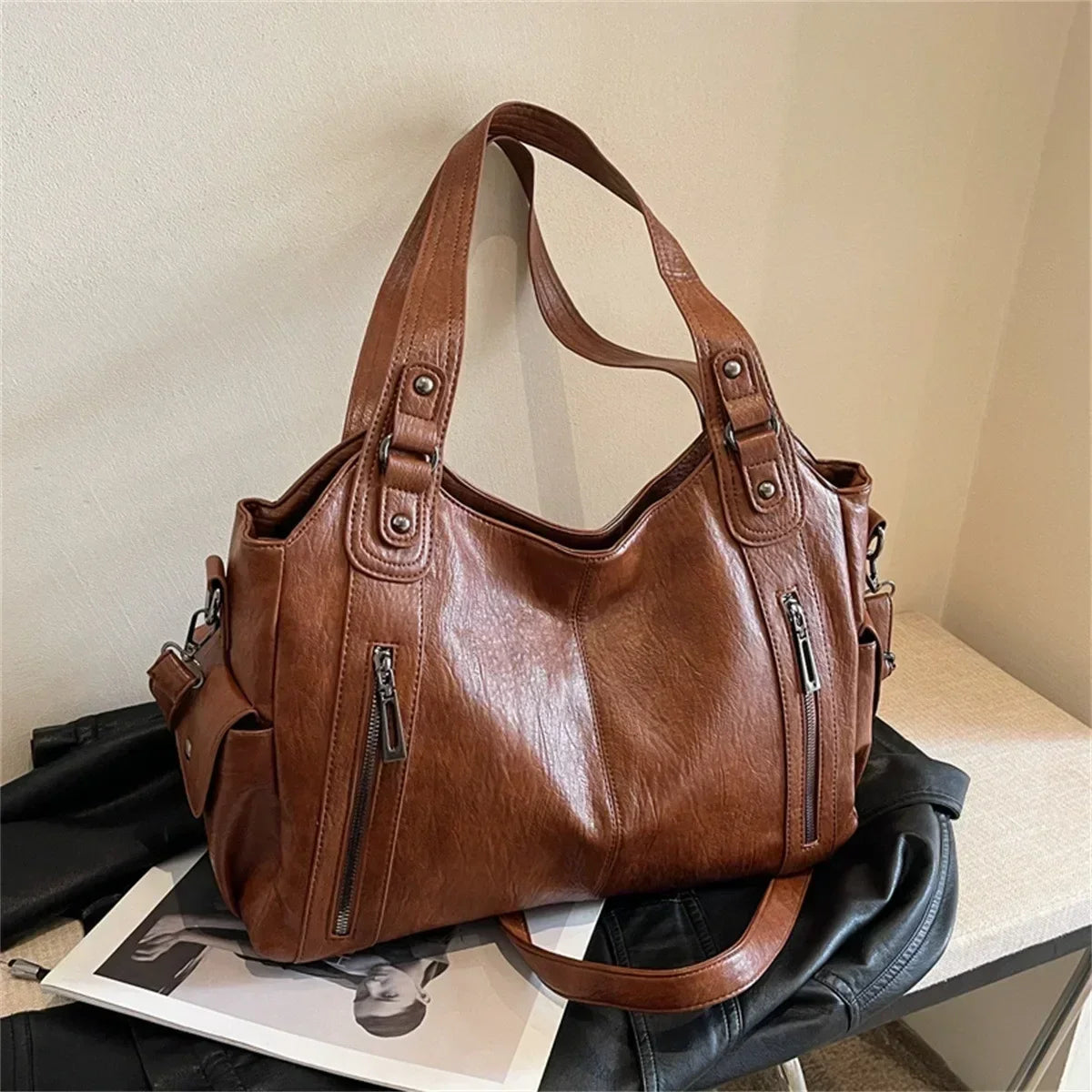 Bolso de Hombro Amplio