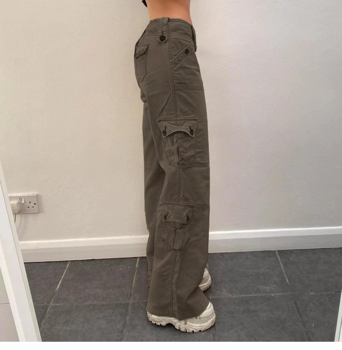 Pantalón Cargo Cintura Baja Urbanos