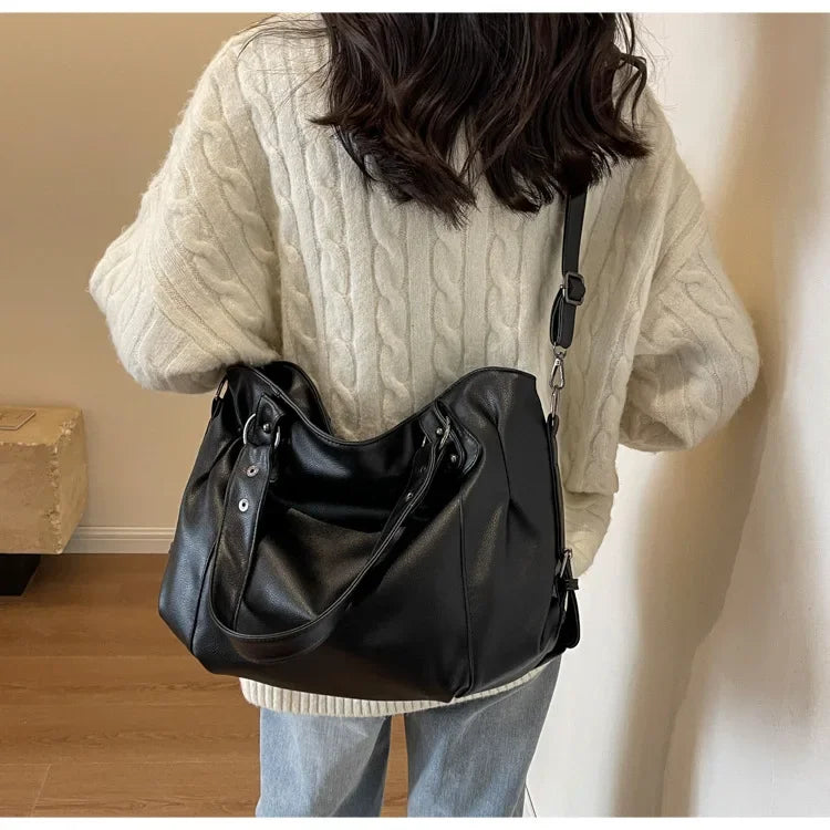 Bolso de Hombro Amplio